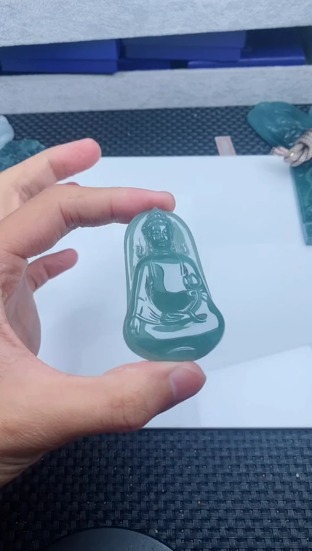 翡翠未镶嵌颈饰111111111