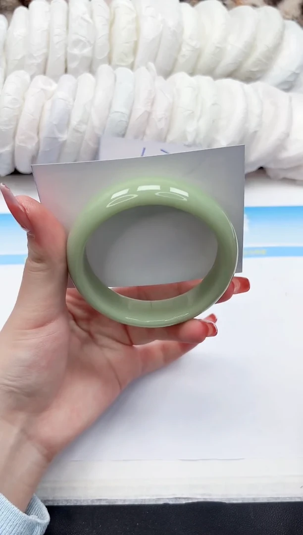 石英质玉未镶嵌手镯125-61