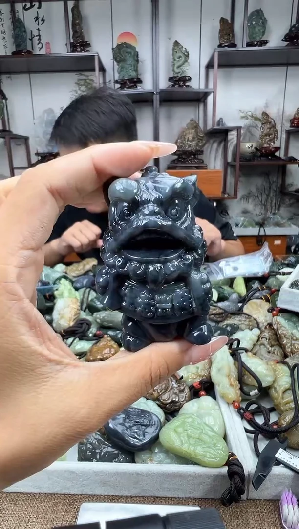 和田玉未镶嵌把件1