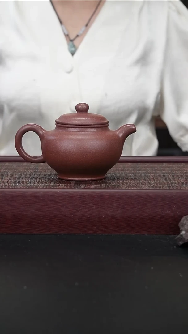 茶壶紫砂zqq战旗 底槽青掇只260CC