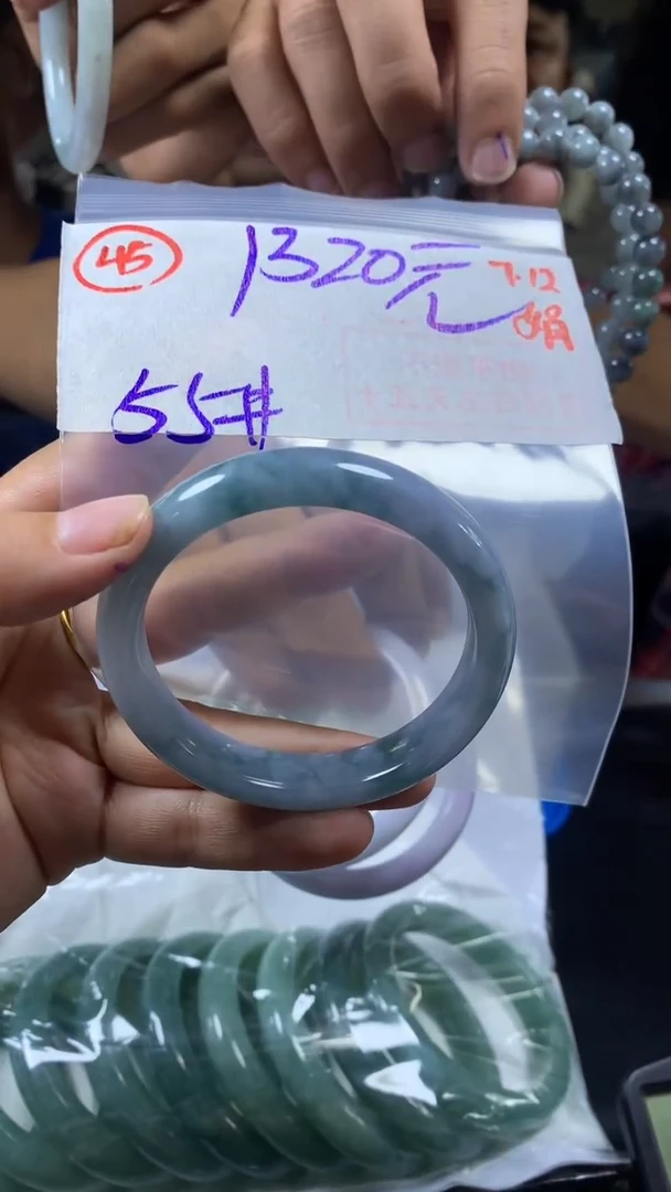 定制翡翠未镶嵌手镯55圈毛货需精细抛光45#