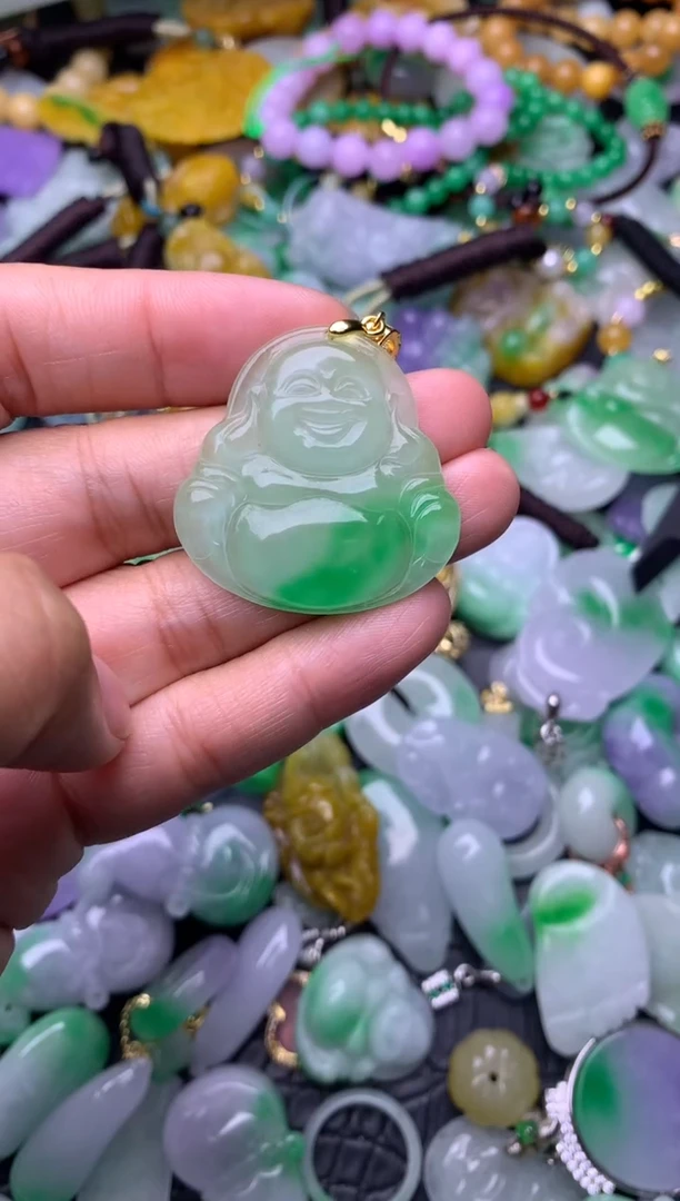 颈饰未镶嵌翡翠缅甸翡翠吊坠
