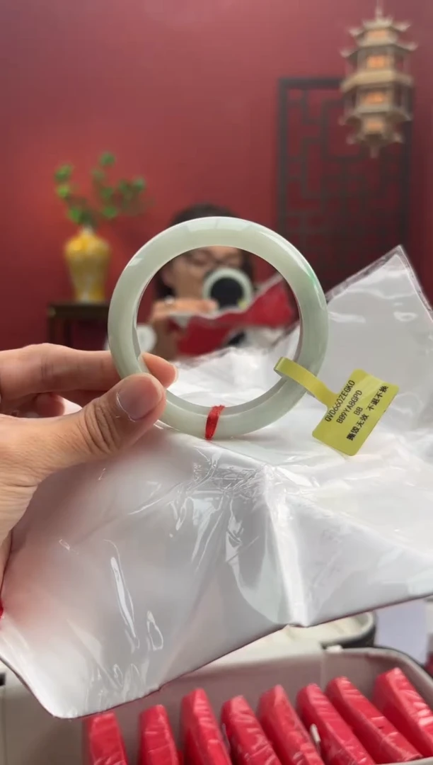 未镶嵌手镯翡翠翡翠手镯