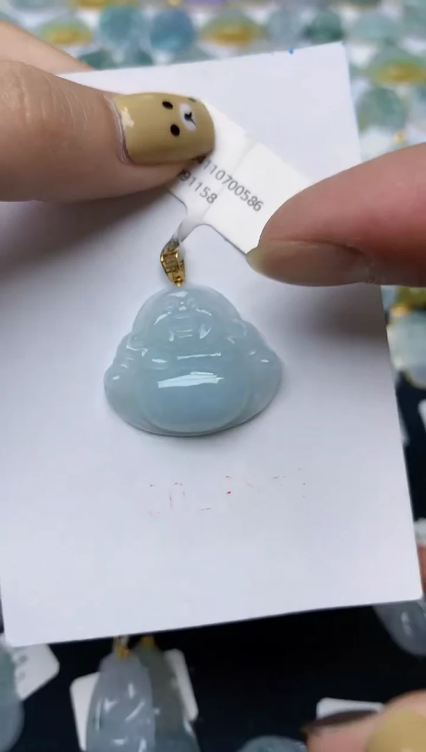 翡翠18K金镶嵌颈饰天然翡翠A货