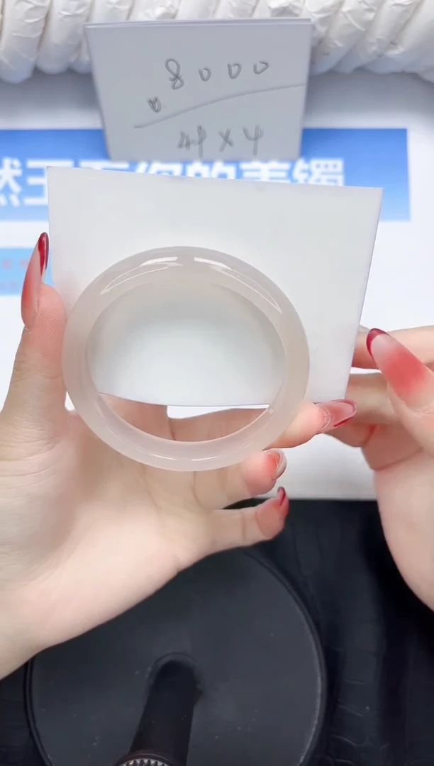 石英质玉手镯未镶嵌76-56