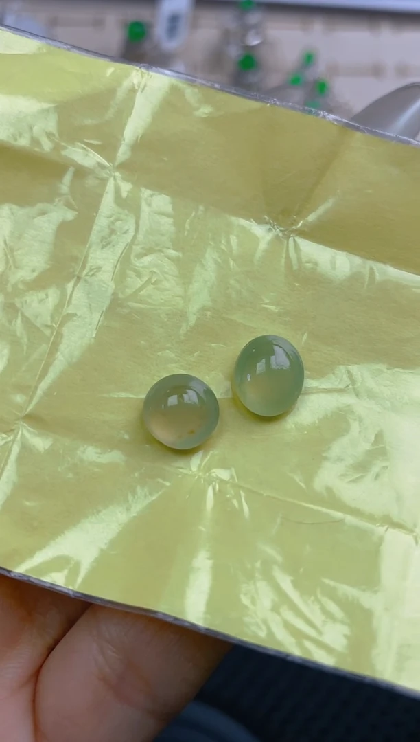 定制翡翠未镶嵌天然翡翠蛋面90