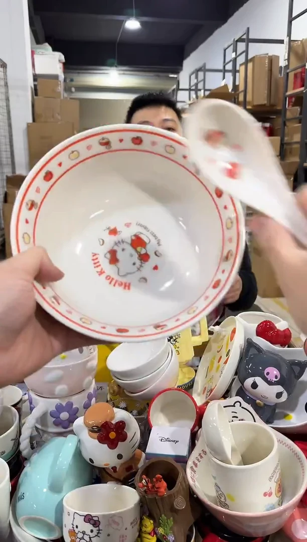 瓷片红色原盒kt猫碗勺套装