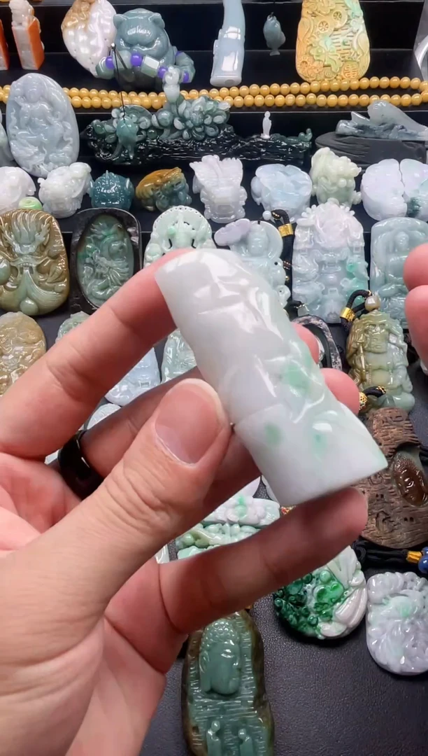 颈饰未镶嵌翡翠天然翡翠a货