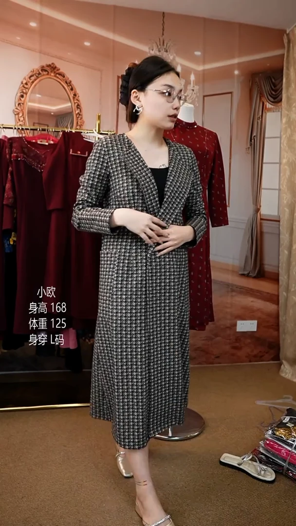 挂脖款125斤以内能穿