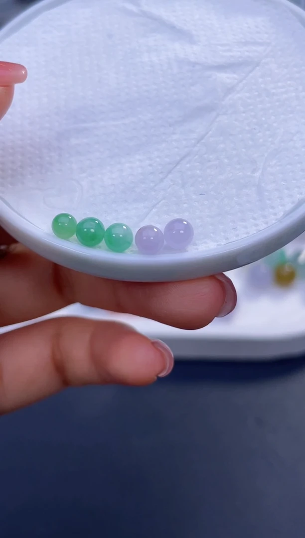 颈饰未镶嵌翡翠蓝**羽啊A309116