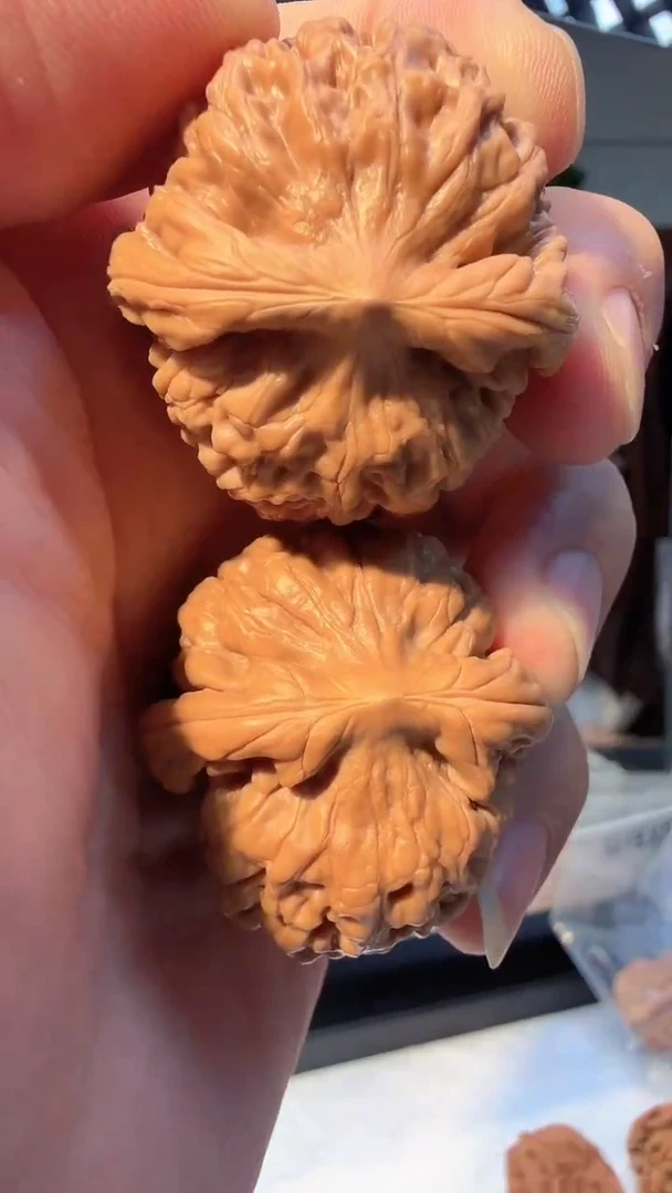 大叶紫檀（黑酸枝木类）彦*兄014莲花
