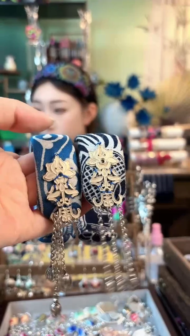 织绣彩云南阁非遗老绣495