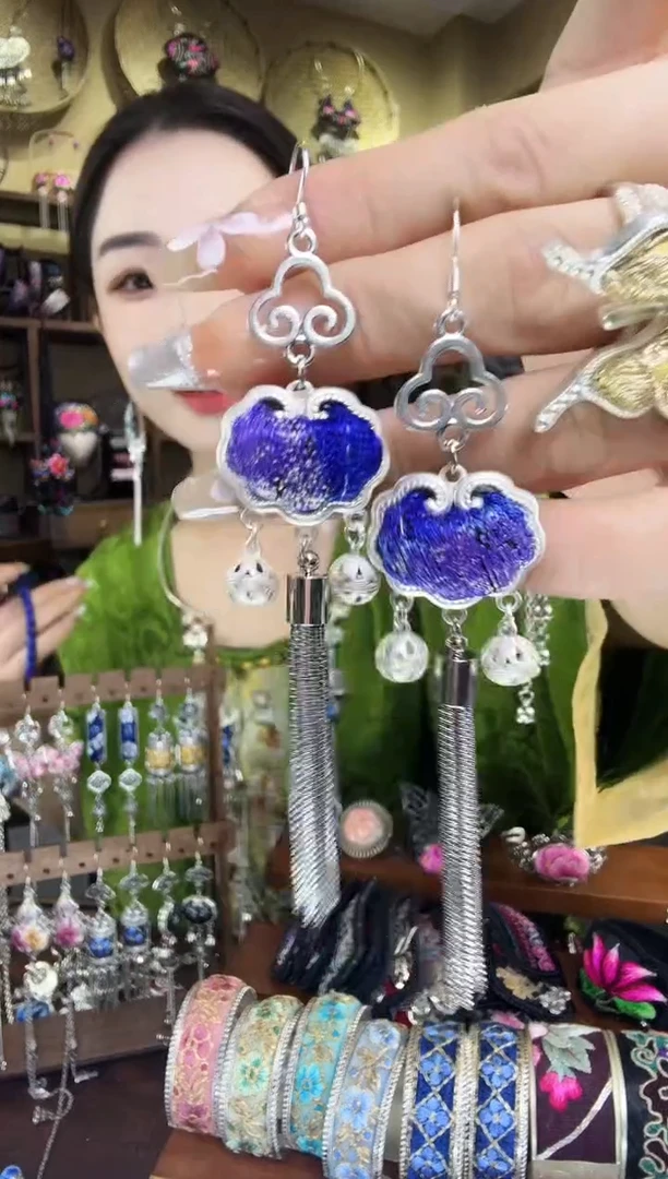 刺绣非遗刺绣民族风耳环