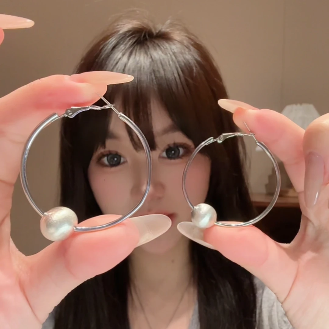 铜合金仿珍珠耳饰 时尚简约个性精致珍珠大耳圈D038