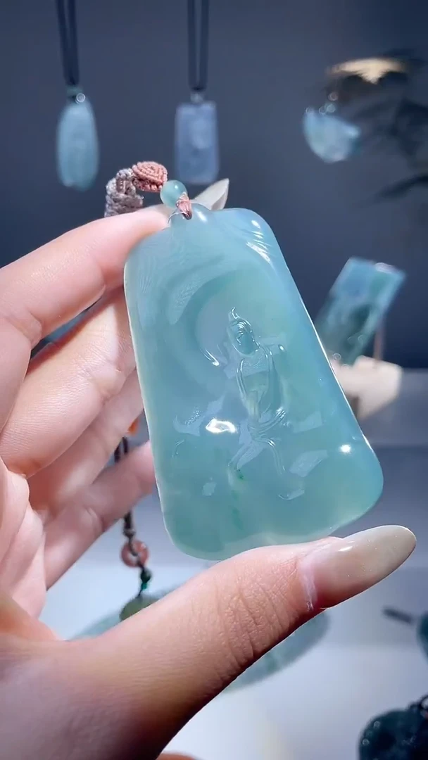 颈饰未镶嵌翡翠悟道