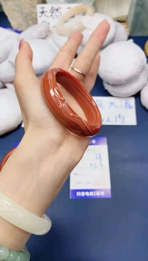 【闪购商品】石英质玉手镯未镶嵌473-玛瑙-圈口56