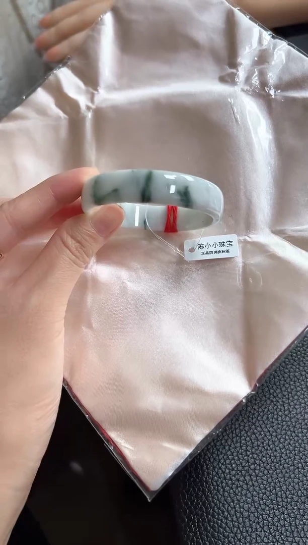 未镶嵌手镯翡翠圈口53