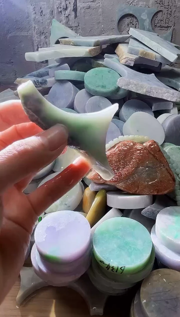 裸石翡翠天然翡翠A货 南 755