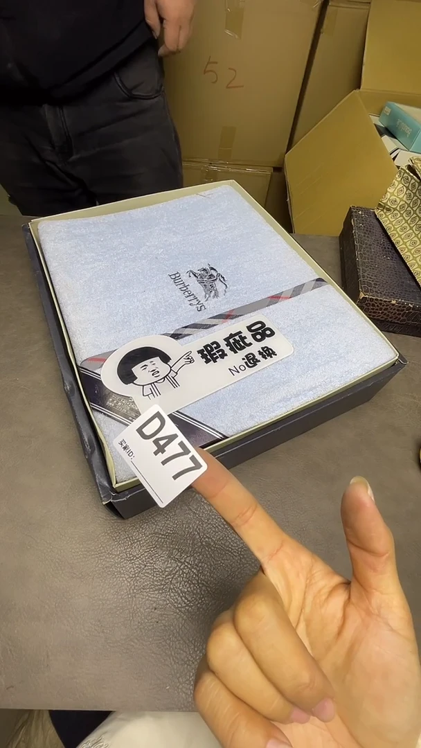 瓷片不****。默认微瑕，谨慎参拍D477