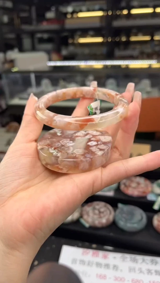 未镶嵌手镯石英质玉尘*丷圈口（赠品镯心）