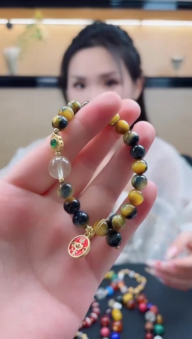 未镶嵌手链水晶默认微瑕，介意勿拍！