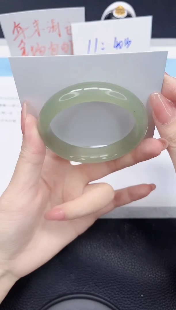 未镶嵌手镯石英质玉98-55.4