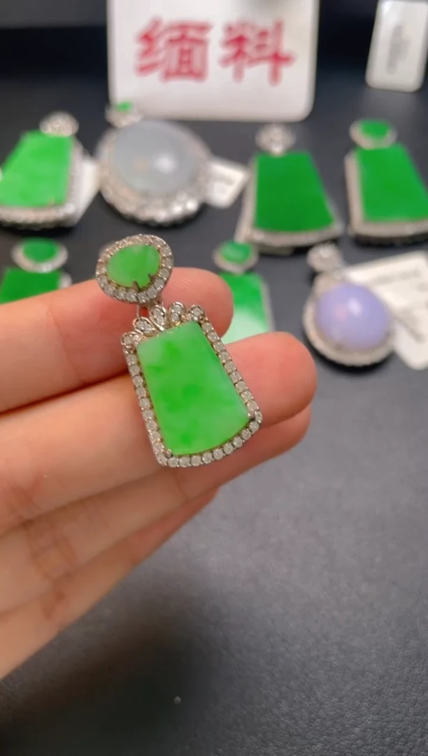 吊坠(不含链)银S925镶嵌翡翠吊坠