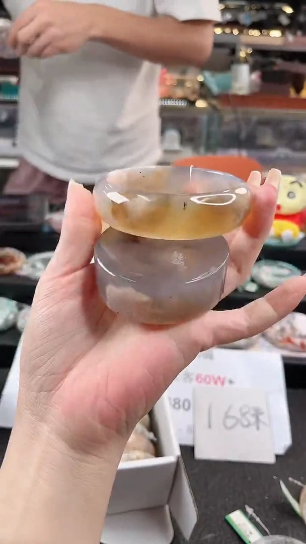 未镶嵌手镯石英质玉65圈口（赠品镯心）1885240