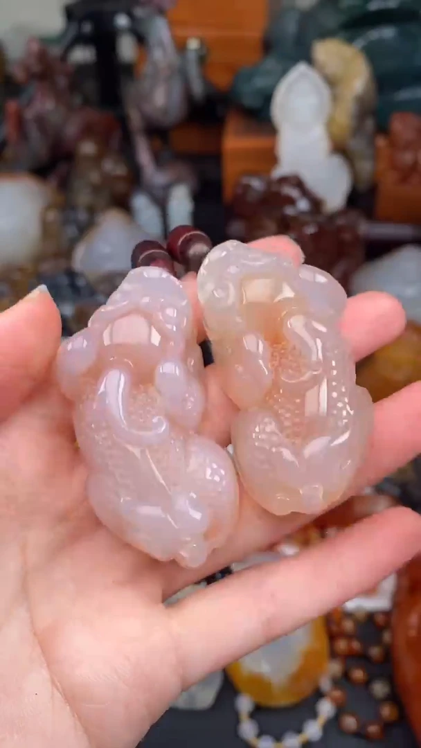 玛瑙/玉髓颈饰未镶嵌AA