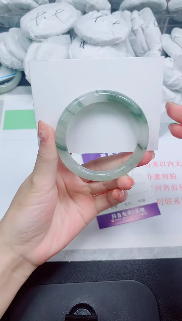 石英质玉手镯未镶嵌86-55