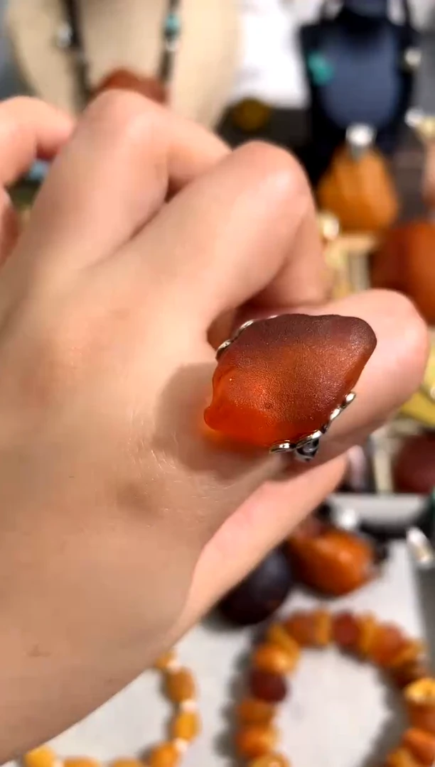 【闪购商品】蜜蜡裸石未镶嵌似玉