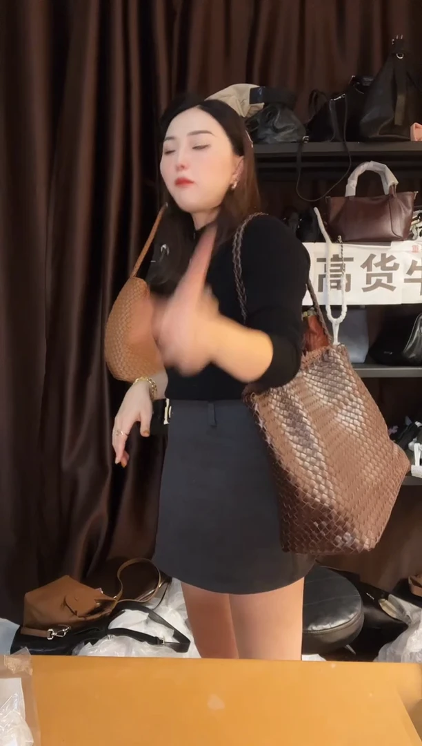 牛皮（革）高端订制时尚百搭女士手提斜跨包