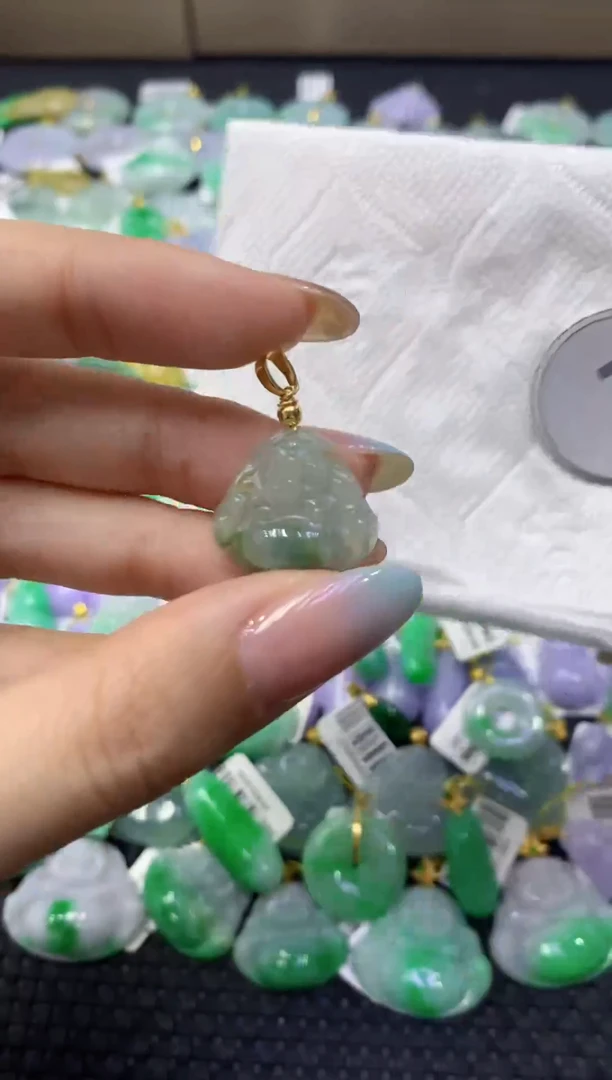 颈饰未镶嵌翡翠天然缅甸翡翠A货