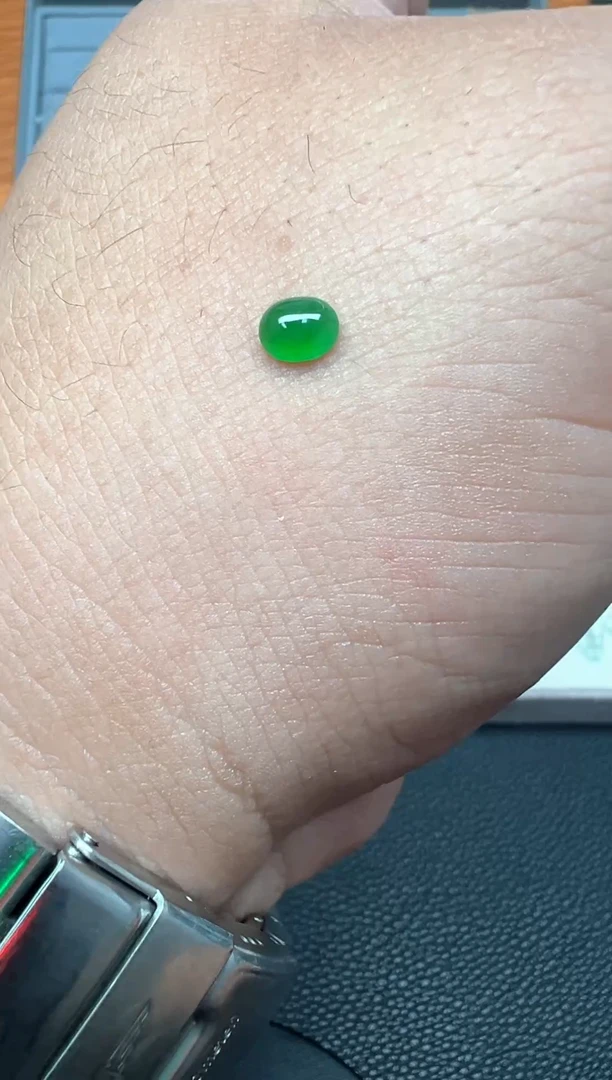 裸石翡翠纯天然A货缅甸翡翠蛋面29号链接
