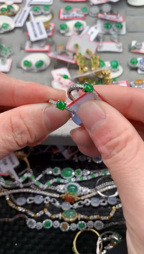 银S925镶嵌戒指翡翠4        7