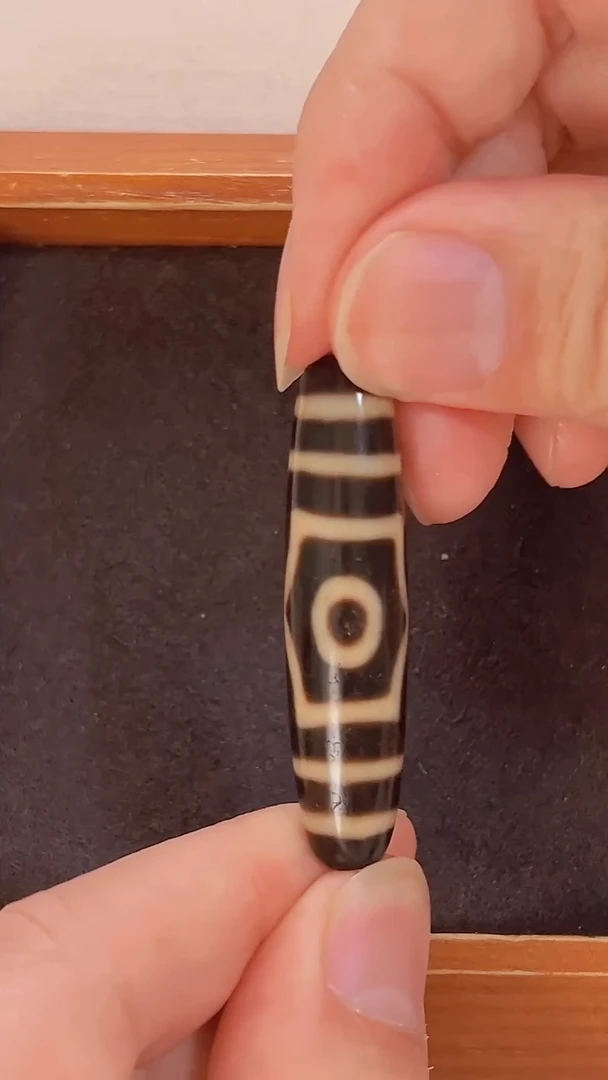 未镶嵌颈饰玛瑙/玉髓上肯牙黄5A宝盖三48.9*11.7