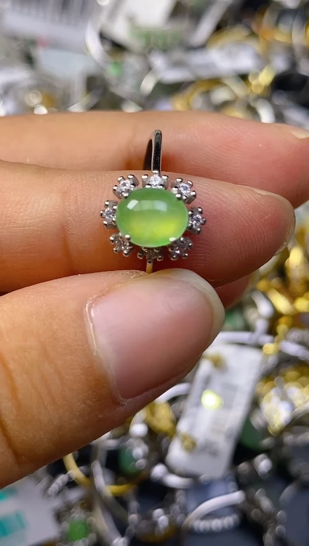 银S925镶嵌戒指翡翠百内无证书