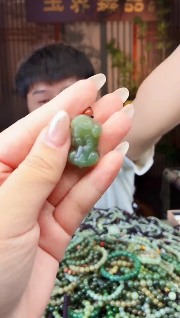 颈饰未镶嵌和田玉多样性发货拍一发一