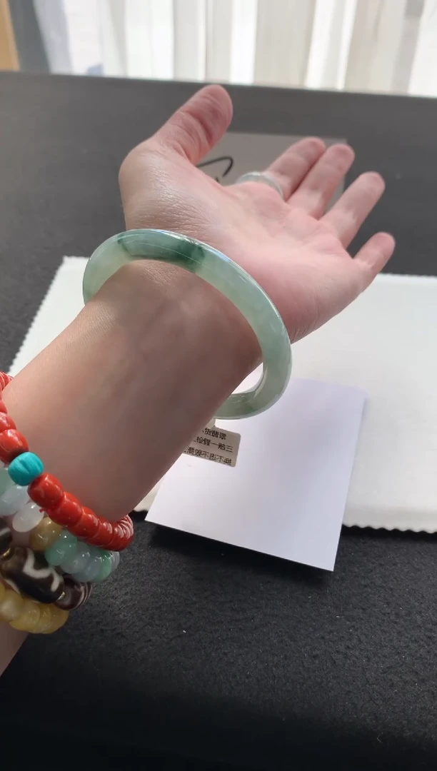 未镶嵌手镯翡翠55圆条Y84买断