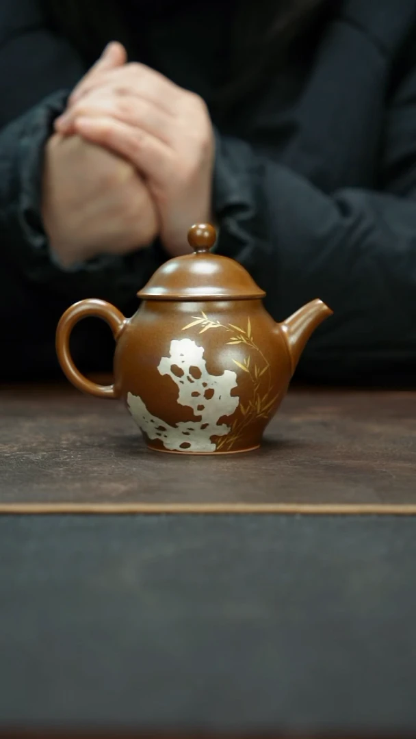 杯景德镇紫金釉竹石图秋水壶