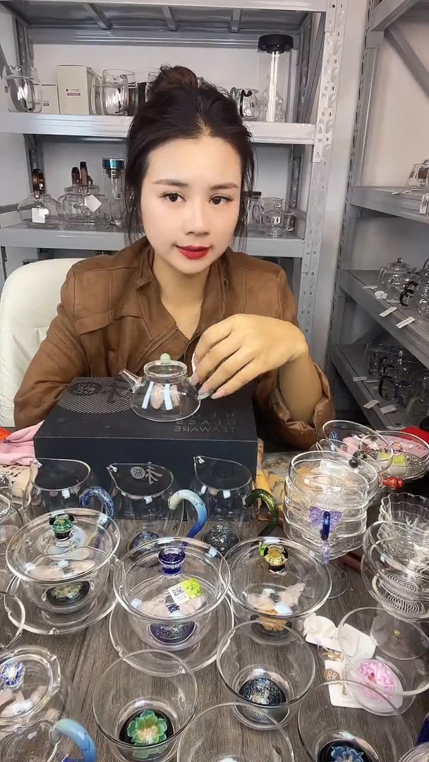 风谜小幸壶浅玉色