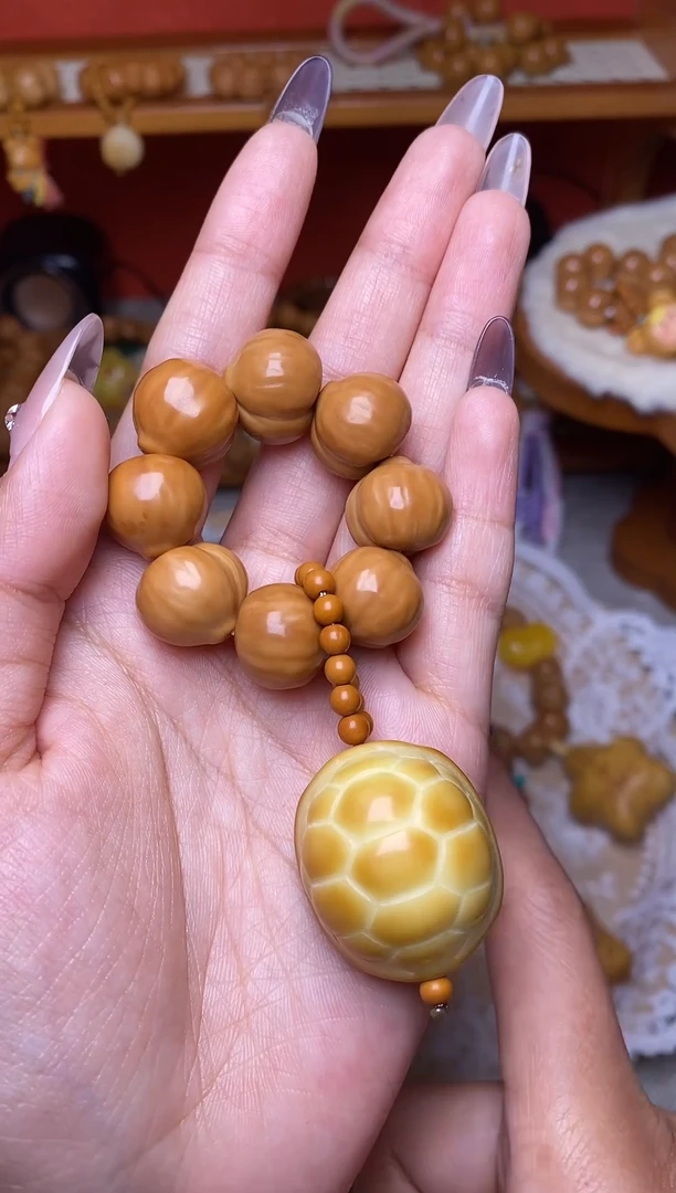 把件猴头核桃全品无暇屁桃➕大富甲手捻