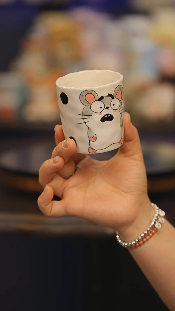 【闪购商品】摆件景德镇釉下彩绘设计师款式陶瓷