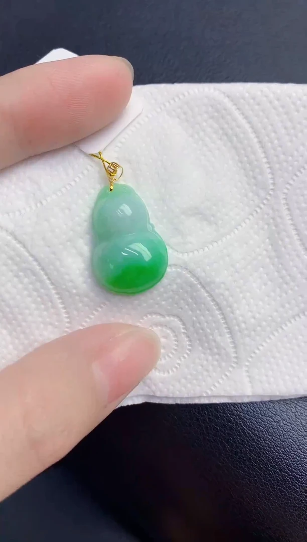 颈饰18K金镶嵌翡翠天然翡翠缅甸A货