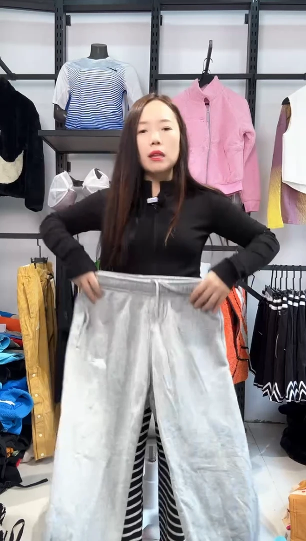 2798 编码  瑕疵直播间过款为准 尺码175