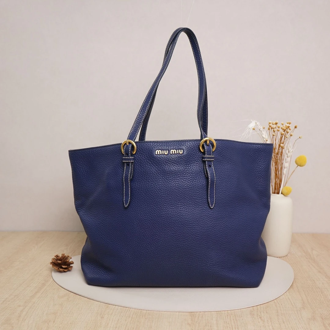 95新 MIU MIU/缪缪 缪缪托特购物袋深蓝色牛皮/DS039699