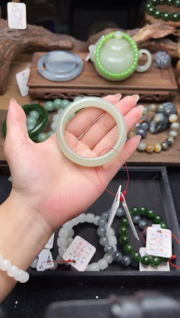 未镶嵌手镯和田玉青海晴水 51+圈9013983