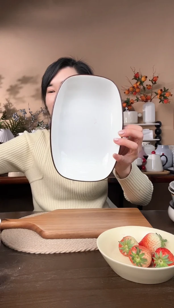 【闪购商品】瓷片9英寸黑白长方盘微瑕
