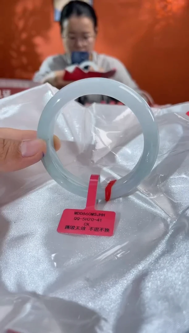 未镶嵌手镯翡翠翡翠手镯