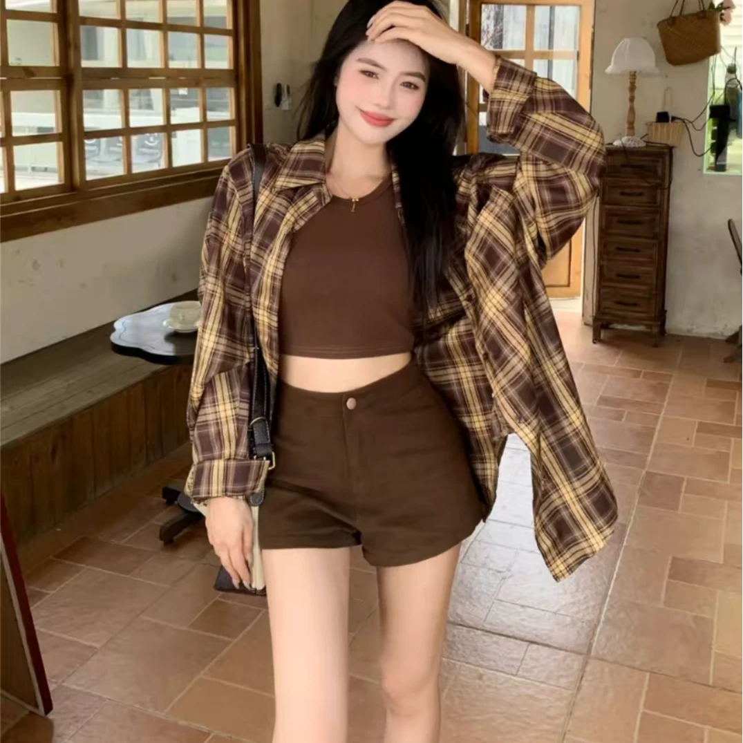大码韩系美式格子衬衫女秋季外套复古宽松显瘦设计感衬衣长袖上衣